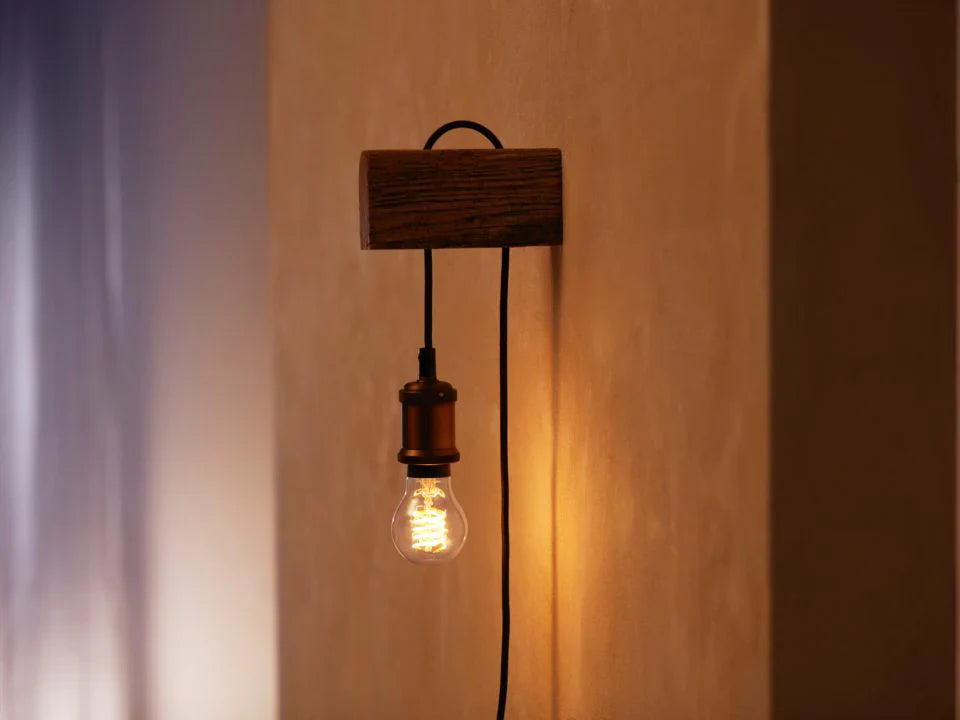 Hue White Filament - E27 7W Smart Bulb