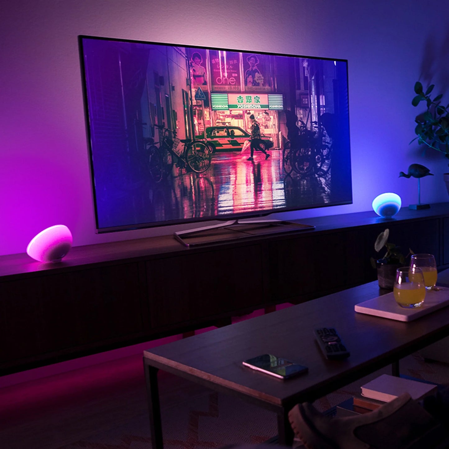 Hue Chargable Go - W&Color Ambiance