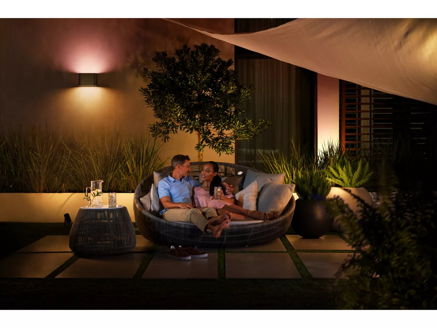 Hue Dymera - Indoor and Outdoor Wall Light